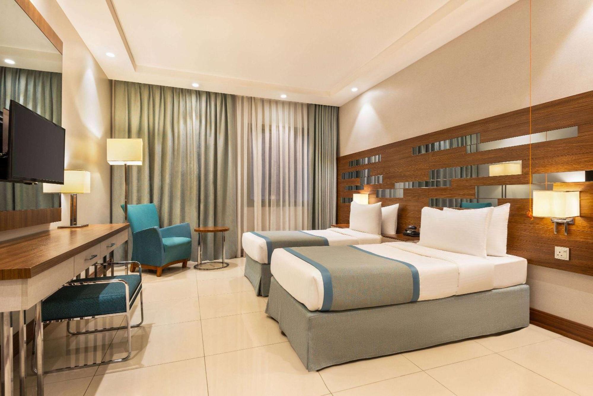 Ramada By Wyndham Makkah Zad Al Rawda Hotel Mecca Exterior foto